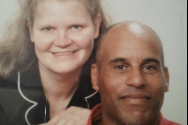 Kimberly och Craig hade ett barn sedan tidigare, men ville uppleva känslan en gång till. Det tog sin tid, men nog fick de uppleva föräldraskapet igen. Kimberly och Craig hade ett barn sedan tidigare, men ville uppleva känslan en gång till. Det tog sin tid, men nog fick de uppleva föräldraskapet igen.