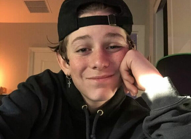 15-åriga Christian var hemma hos en kompis med några av sina nyfunna vänner. Då hände det otänkbara – han förolyckades. 15-åriga Christian var hemma hos en kompis med några av sina nyfunna vänner. Då hände det otänkbara – han förolyckades.