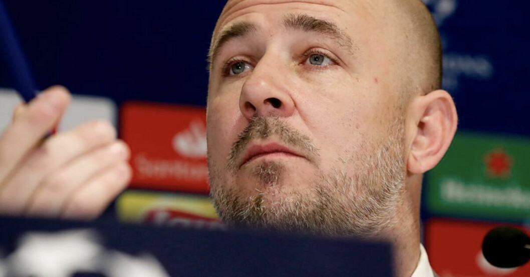 Thijs Slegers arbetade länge som fotbollsjournalist, men nu är han pressansvarig i en av Nederländernas största klubbar. Thijs Slegers arbetade länge som fotbollsjournalist, men nu är han pressansvarig i en av Nederländernas största klubbar, PSV Eindhoven.