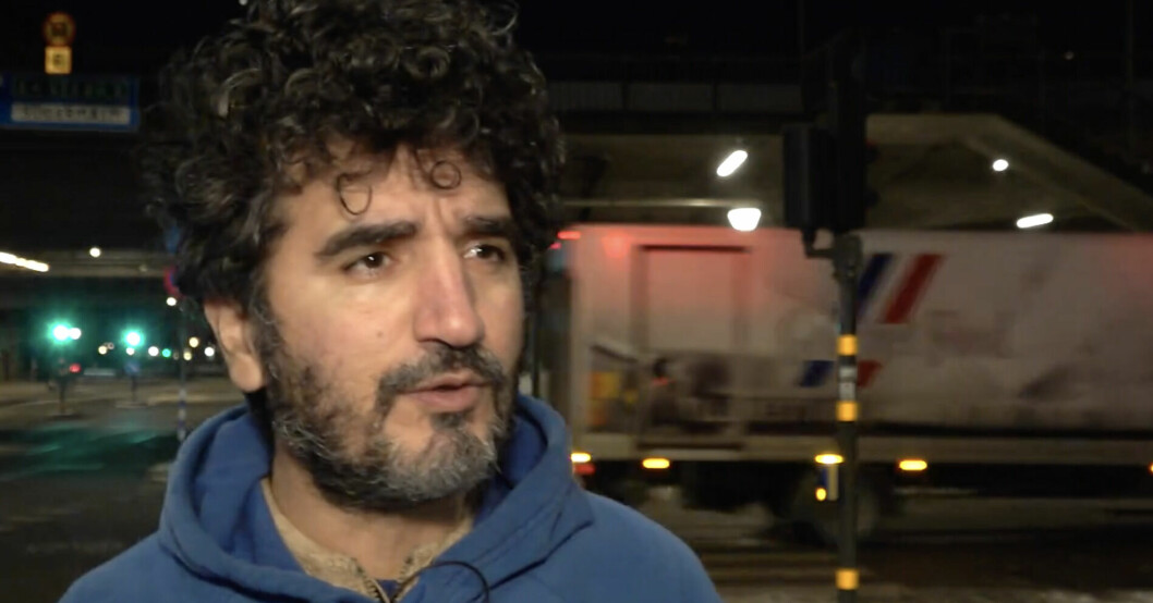 Kavian Ferdowsi delar ut frukost till hemlösa i huvudstaden varje dag.