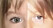 Till vänster syns Madeleine McCanns högra, defekta öga. Till höger är Julia Wendells vänstra öga.