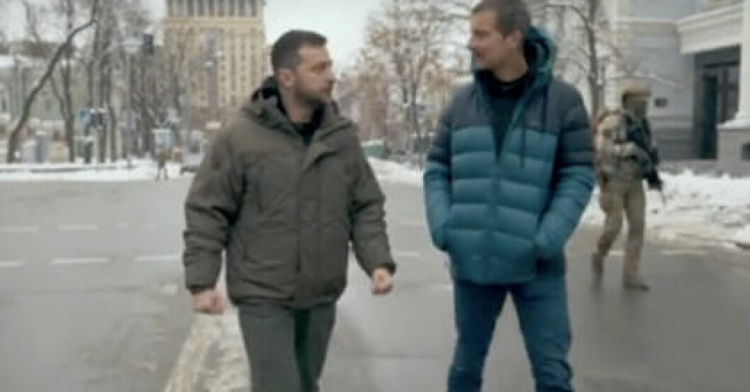 President Zelenskyj tog med Bear Grylls på en promenad på Kievs gator.