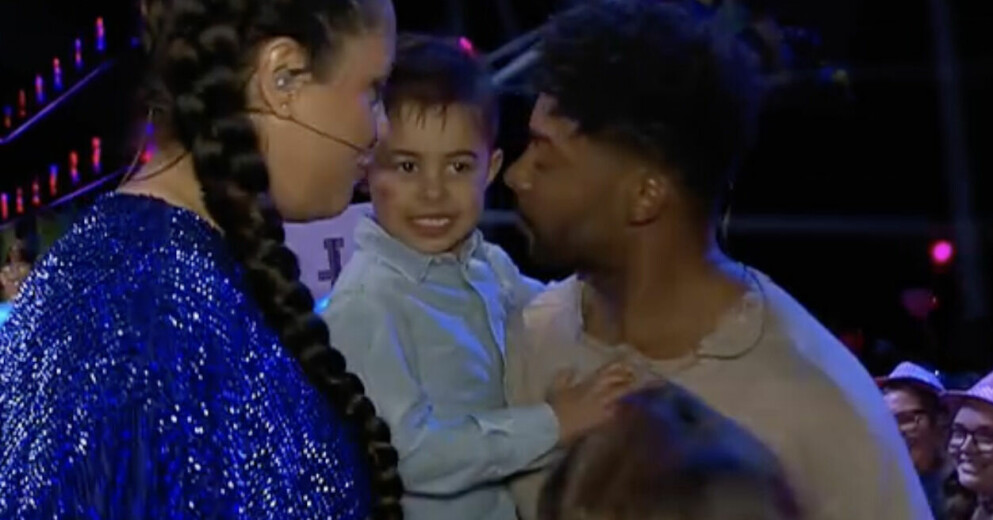 John Lundvik stoppades från att ta med barnen upp på scen. MELODIFESTIVALEN 2022