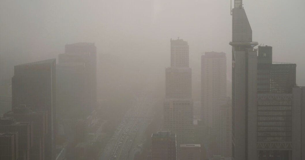 Sandstorm bäddar in Peking