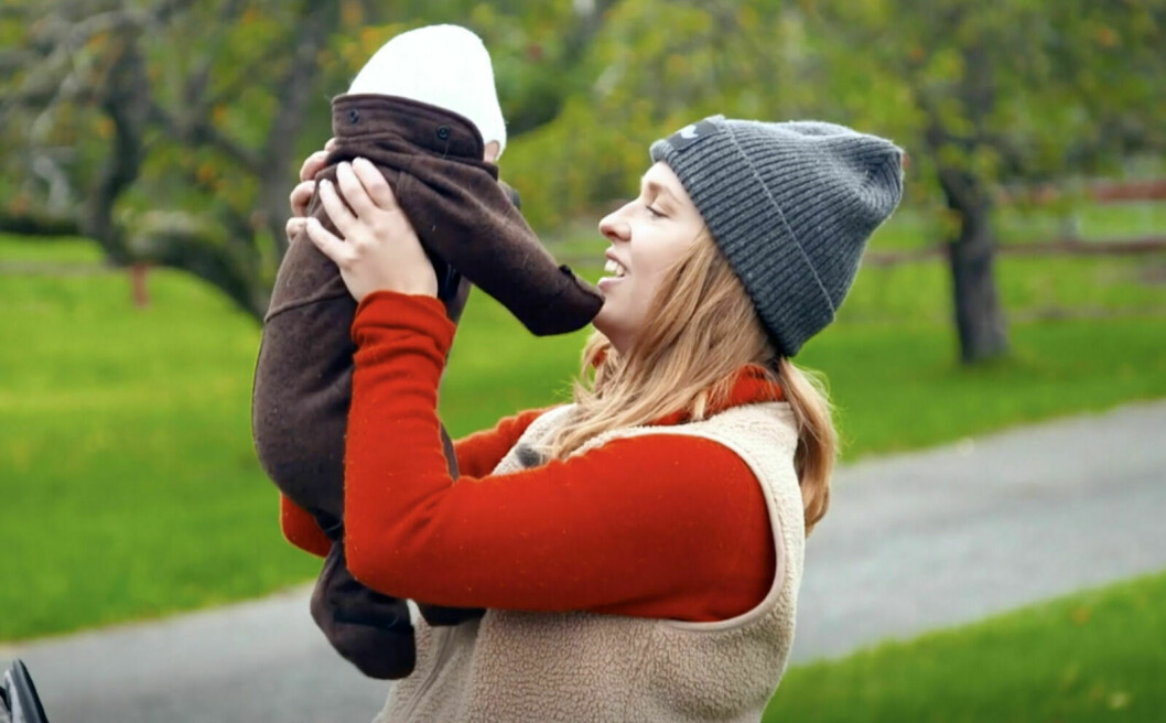 Sonen Tor fick göra tv-debut i specialavsnittet av Bonde söker fru – vad hände sen? som sändes vintern 2021. Här syns han med mamma Susanna.