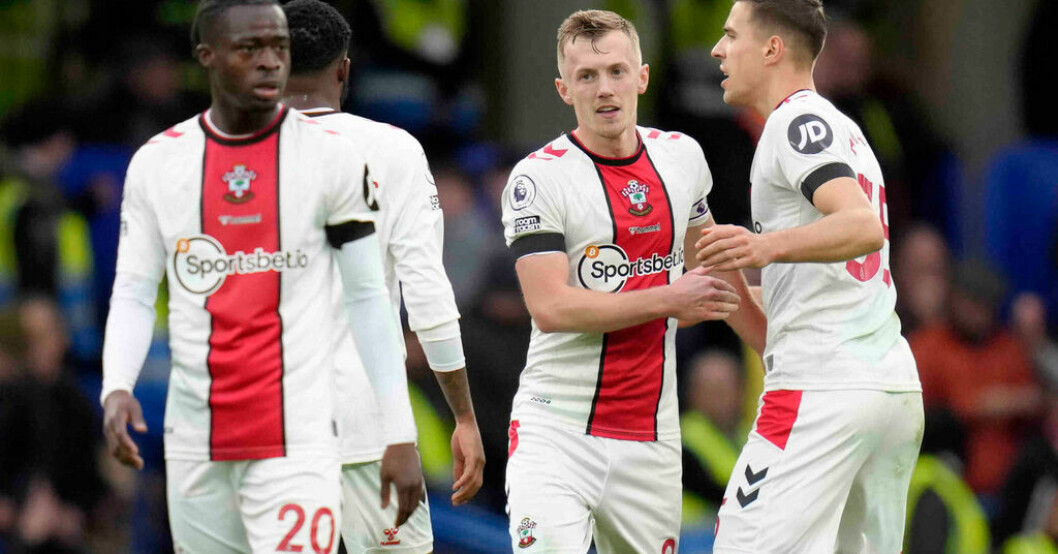 Southamptonjubel efter skrällen mot Chelsea. Nu får interimtränaren Rubén Sellés titeln manager säsongen ut. Arkivbild. Sellés leder krislaget säsongen ut
