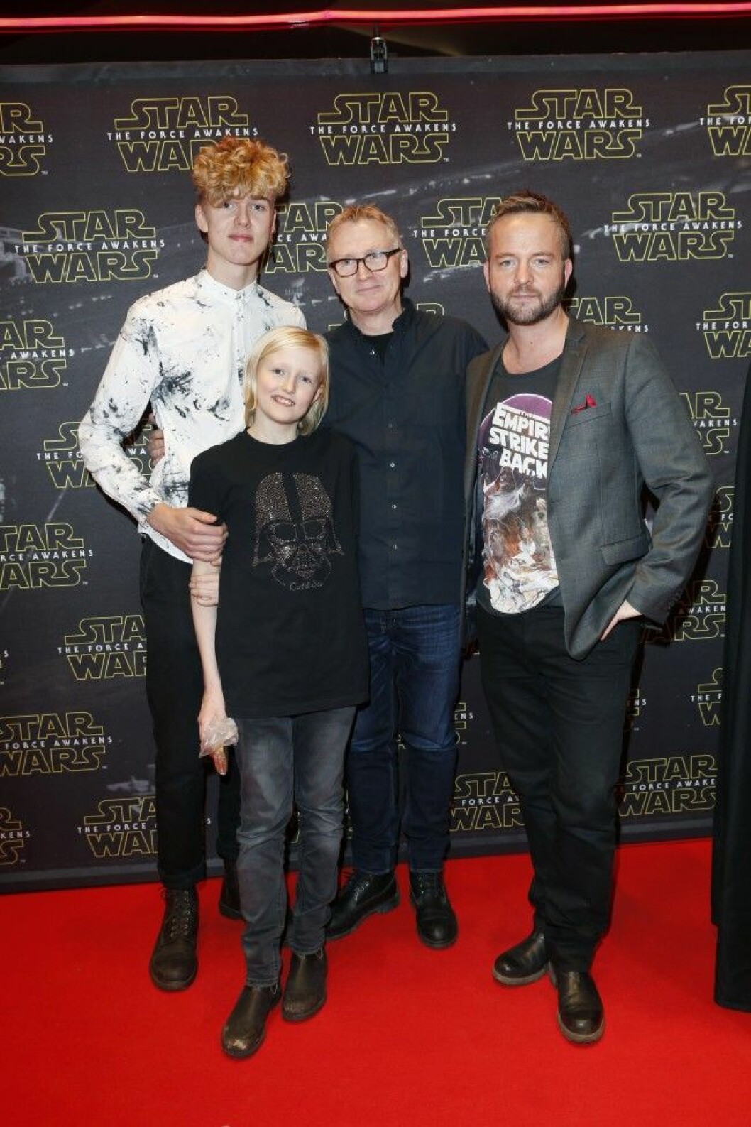 Max von Sydows son Henrik von Sydow med sönerna Vincent och Walter samt kompisen Henrik Björn, skaparen bakom tv-serien "Jordskott". Star Wars