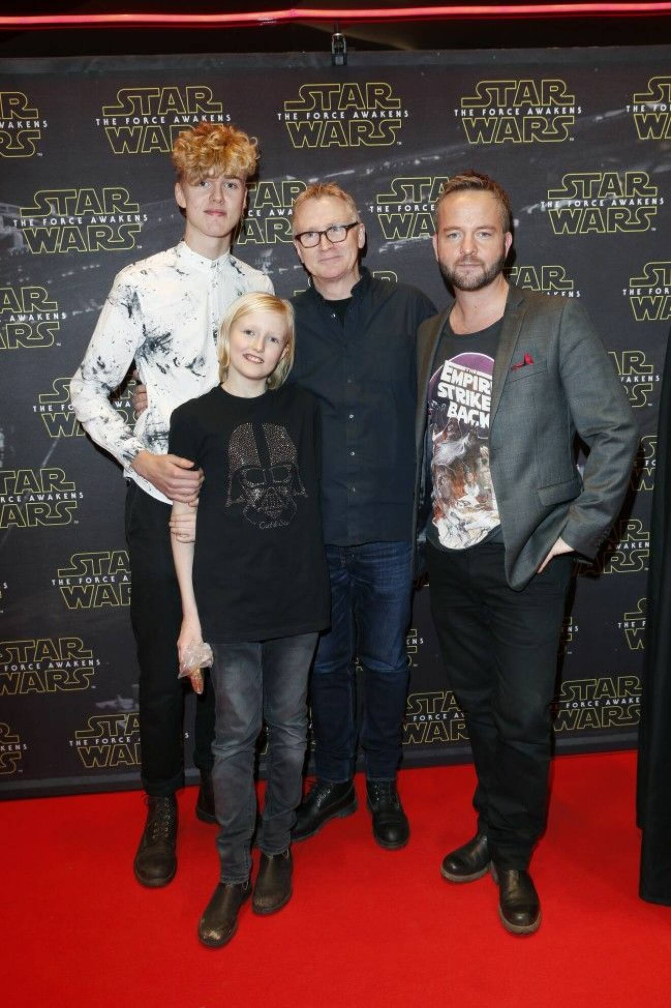 Max von Sydows son Henrik von Sydow med sönerna Vincent och Walter samt kompisen Henrik Björn, skaparen bakom tv-serien "Jordskott". Star Wars