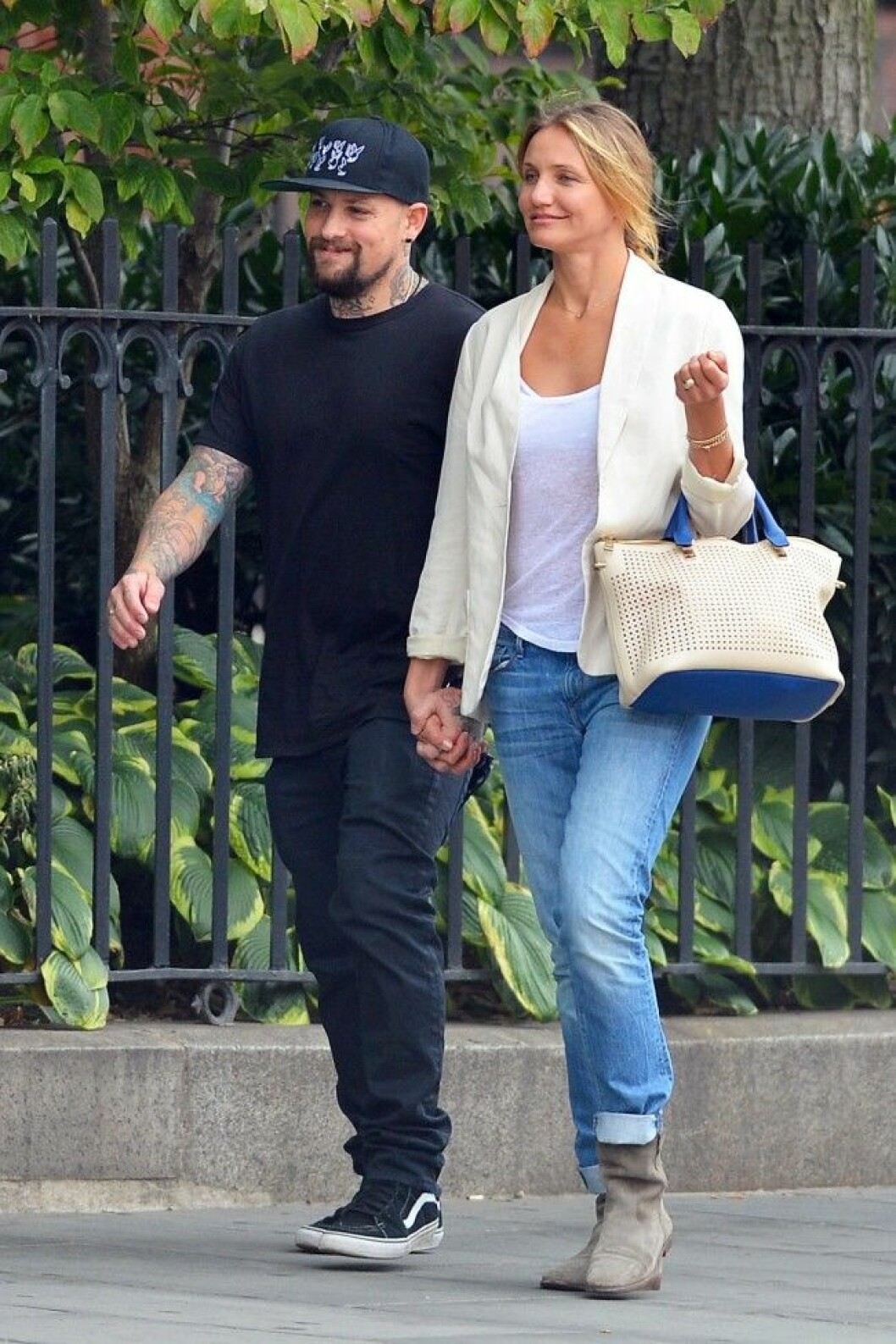 Cameron Diaz och Benji Madden har inga problem med att visa upp sin kärlek om dagarna.