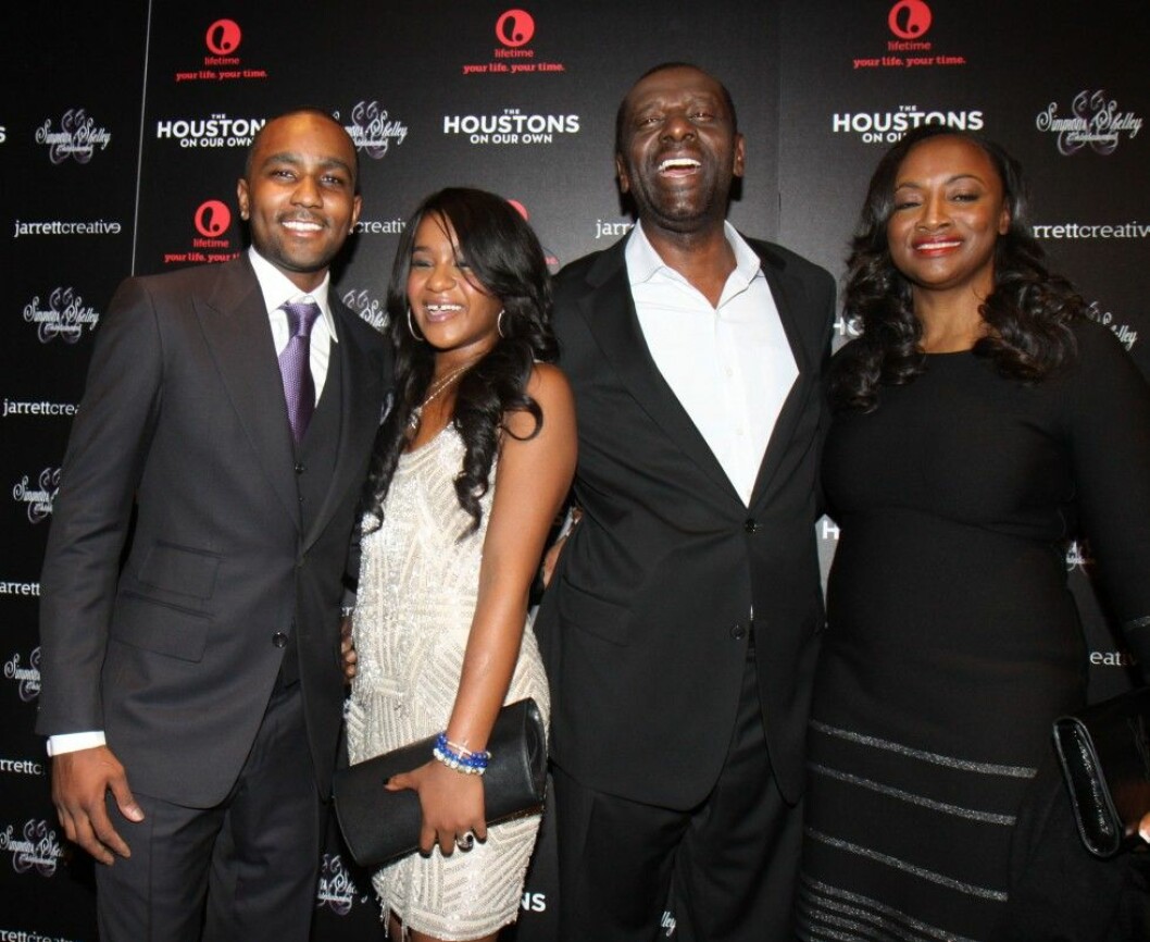 Bobbi Kristina och Nick tillsammans med Gary och Pat. Foto: Stella Pictures Bobbi Kristina och Nick tillsammans med Gary och Pat. Foto: Stella Pictures