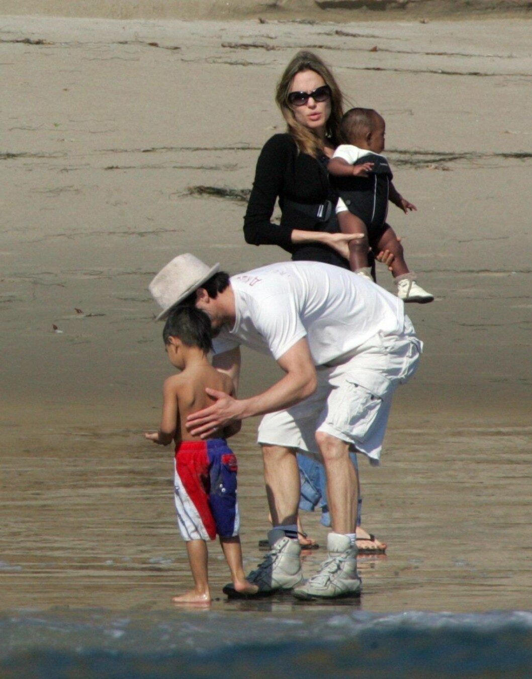 Brad Pitt and Angelina Jolie spend a family day at the beach