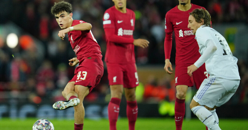 Stefan Bajcetic, till vänster, kommer inte att spela något mer för Liverpool den här våren. Arkivbild. Liverpools smäll: talangen borta säsongen ut