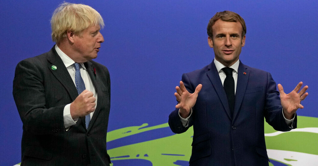 Storbritanniens premiärminister Boris Johnson uppges ha använt könsord och annat för att beskriva Frankrikes president Emmanuel Macron. Här träffades de två på klimatmötet COP26 i Glasgow i november 2021. Arkivbild. Johnsons kollega: Han kallade Macron en "f...."