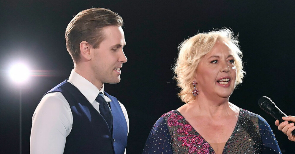 Suzanne Axell dansade med Tobias Bader i Let's dance 2021. Suzanne Axell och dansaren Tobias Bader.