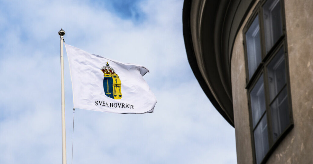 Svea hovrätt skärper straffet för en man som begått en stor mängd grova barnvåldtäkter mot en svensk flicka hos terrorrörelsen IS i Syrien. Arkivbild. Skärpt straff för IS-man som våldtog barn