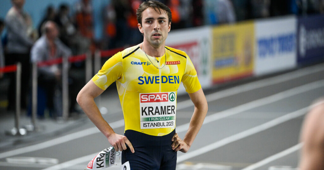 Sveriges Andreas Kramer efter herrarnas final på 800 meter under friidrotts-EM inomhus i Istanbul, Turkiet. Bergqvist efter protesten: "Ska inte vara okej"