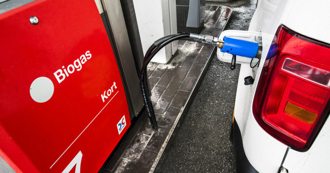 Sveriges fordonsflotta ska till 70 procent vara fossilfri år 2030. För att det ska vara möjligt krävs olika miljövänliga drivmedel, som biogas. Men en EU-dom har snabbt förändrat förutsättningarna för biogas här. Arkivbild. Hårt tryck på regeringen att rädda biogasen