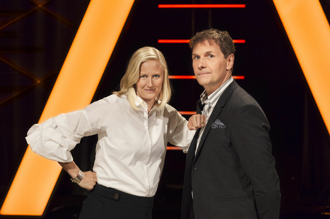 Carolina och Micke är antagligen de första programledarna som lär känna varandra via parterapi.