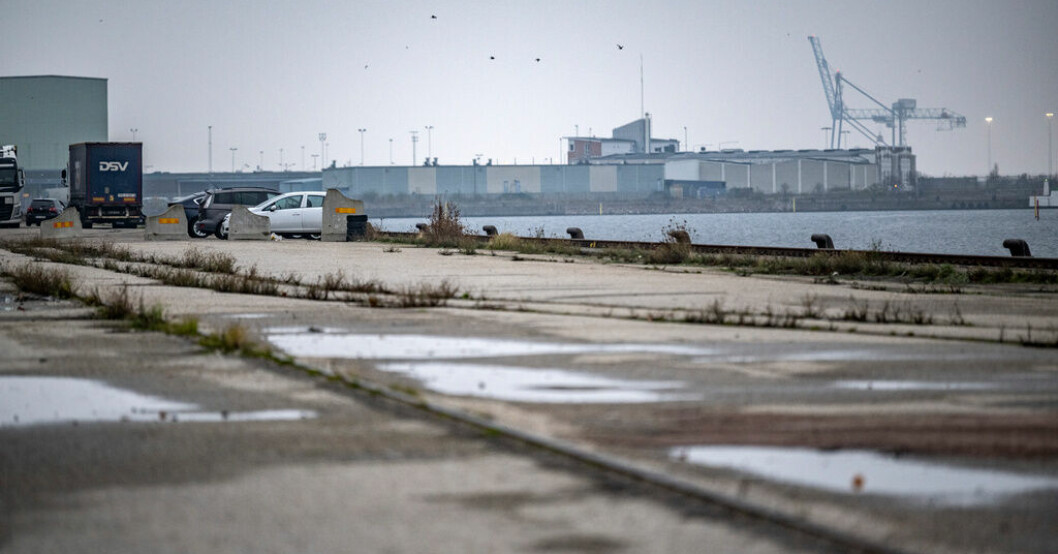 Sydkajen i Malmö hamn. Fiskare knuffades från kaj – fem åtalas