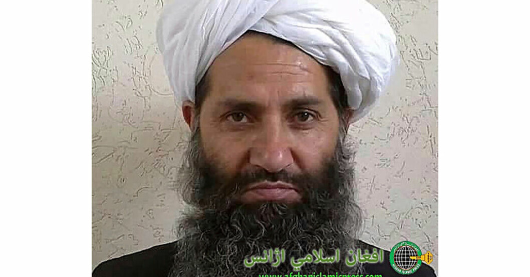Talibanernas högste andlige ledare Hibatullah Akhundzada ger sin syn på hur det extremistiska väldet ska bestå, i ett ljudklipp som tillskrivs honom. Bilden är tagen för många år sedan och det är oklart exakt när. Arkivbild. Talibanernas ljusskygge ledare: Rättvisa först