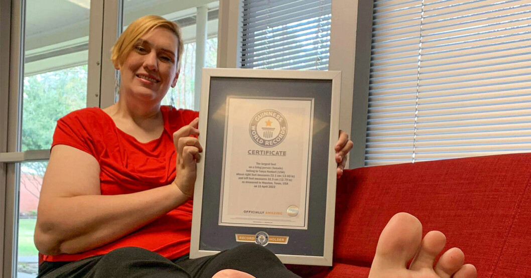 Tanya med sitt Guiness World Record-certifikat.