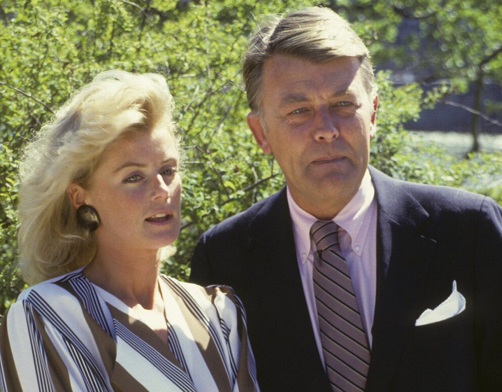 Sven-Bertil Taube gifte sig med Mikaela 1985.