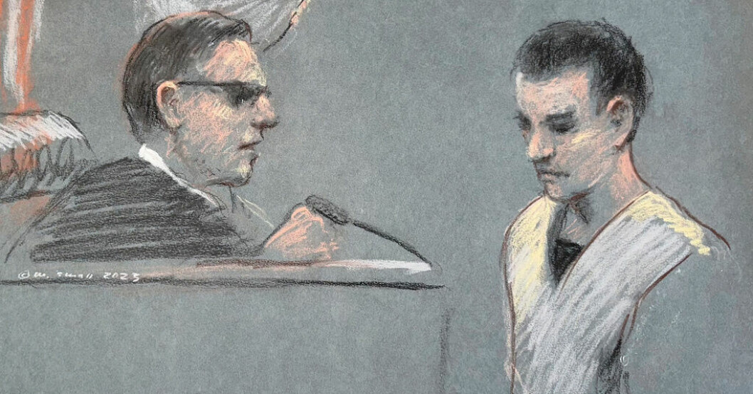 Teckning på den misstänkte dokumentspridaren Jack Teixeira i en domstol i Boston i USA förra veckan. Uppgifter: Pentagonläckan mer omfattande