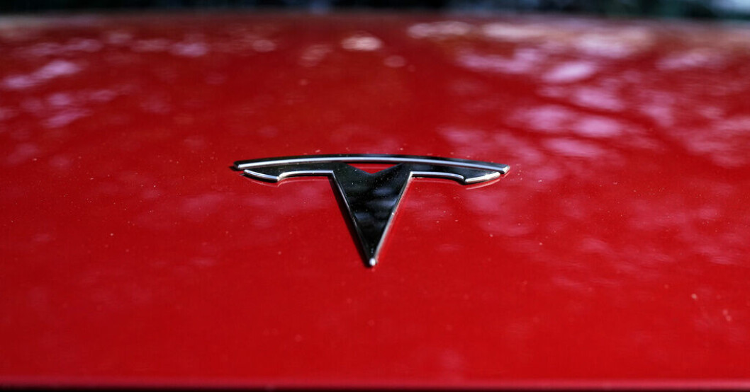 Tesla rapporterar minskad vinst