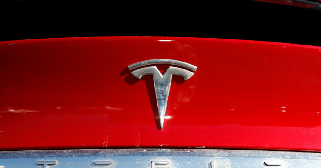 Tesla justerar upp priserna på Model 3 och Model Y i Kina och USA. Arkivbild Tesla höjer priserna på Model 3 och Model Y
