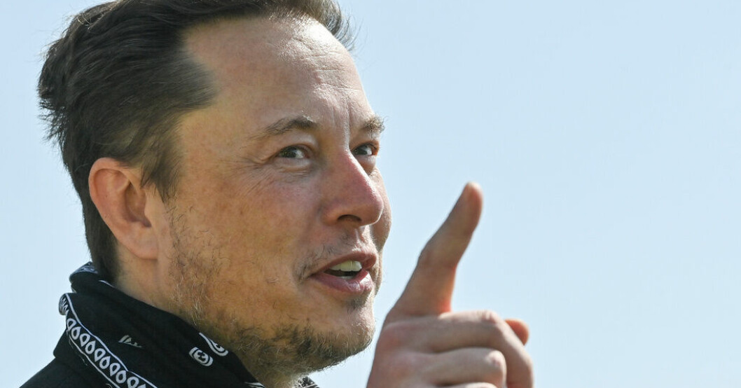 Teslas ägare och grundare Elon Musk överväger tekniksamarbete kring förarlösa fordon med Samsung Electronics, rapporterar nyhetsbyrån Yonhap. Arkivbild Tesla och Samsung uppges överväga allians