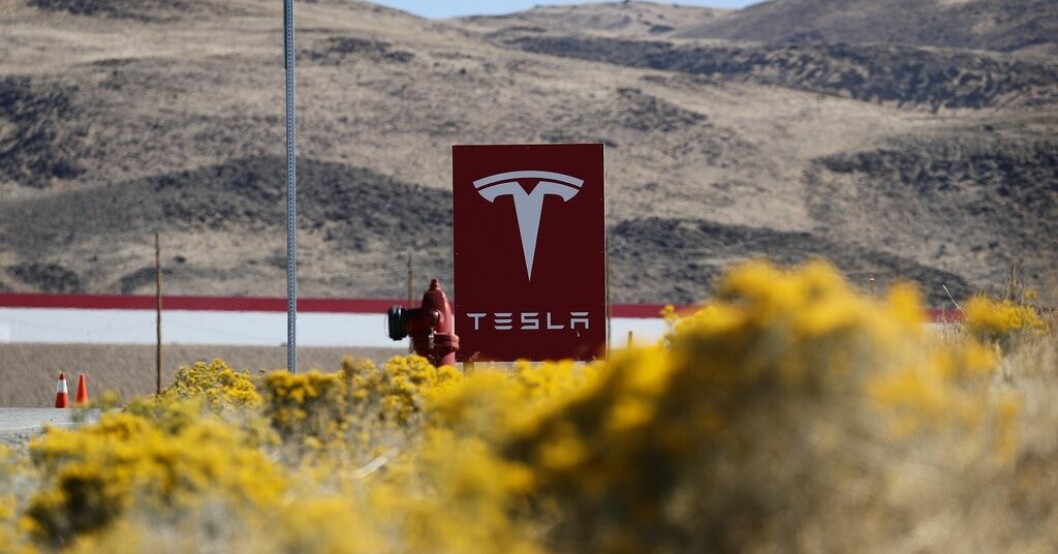 Tesla prioriterar USA för batterisatsning