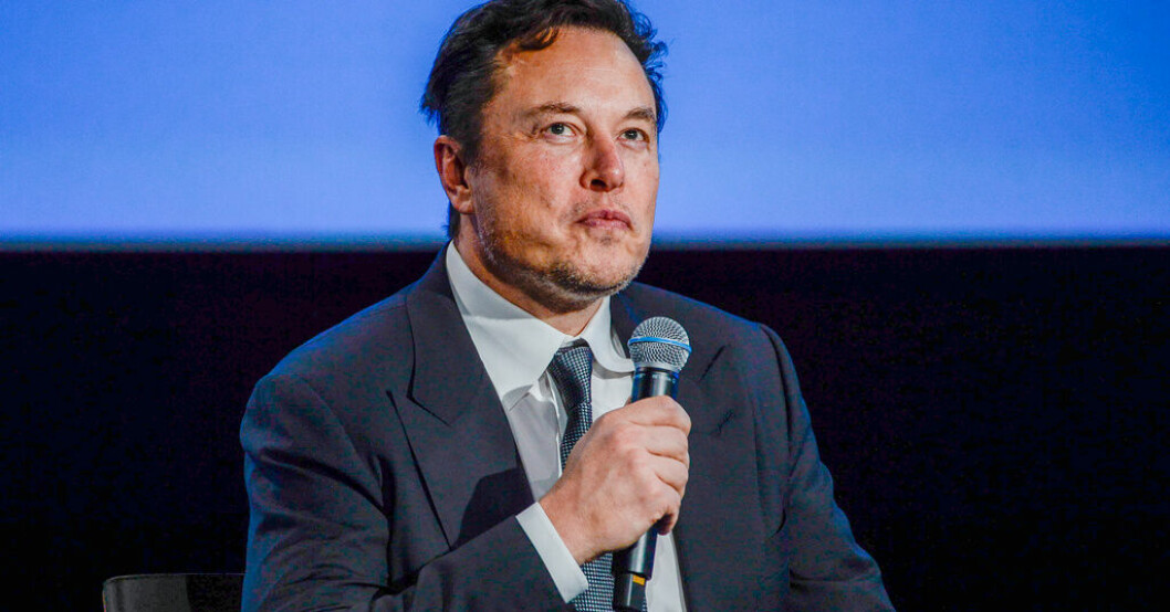 Teslas grundare och vd Elon Musk fortsätter att försöka få fart på efterfrågan med prissänkningar. Arkivbild Tesla slår till med nya prissänkningar