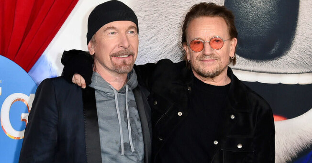 The Edge och Bono hyllar Abba under ett framträdanden i BBC:s radioprogram "Piano Room". Arkivbild. Bono hyllar "ohippa" Abba