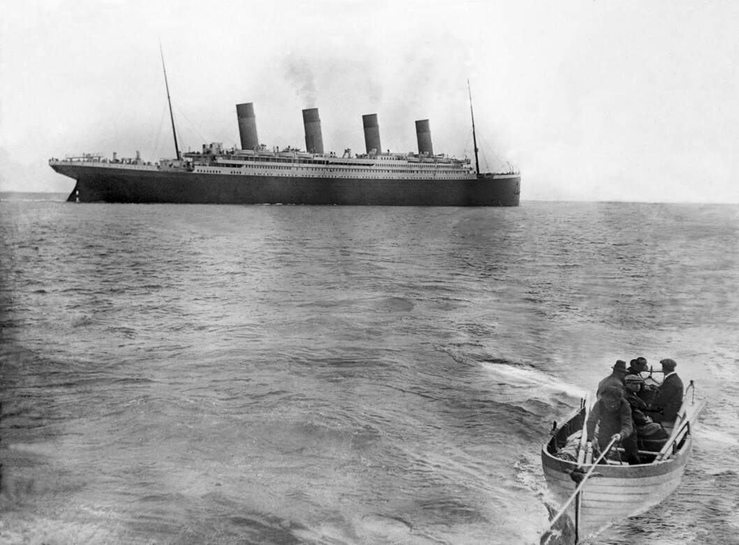 Foto: <a href="http://1.bp.blogspot.com/-z32DU74eRf4/UZypQ-mndqI/AAAAAAAAFBo/gn9d9KF9Ohs/s1600/The+last+known+photo+of+the+RMS+Titanic+afloat.jpg" target="_blank">rarehistoricalphotos</a> The last known photo of the RMS Titanic afloat