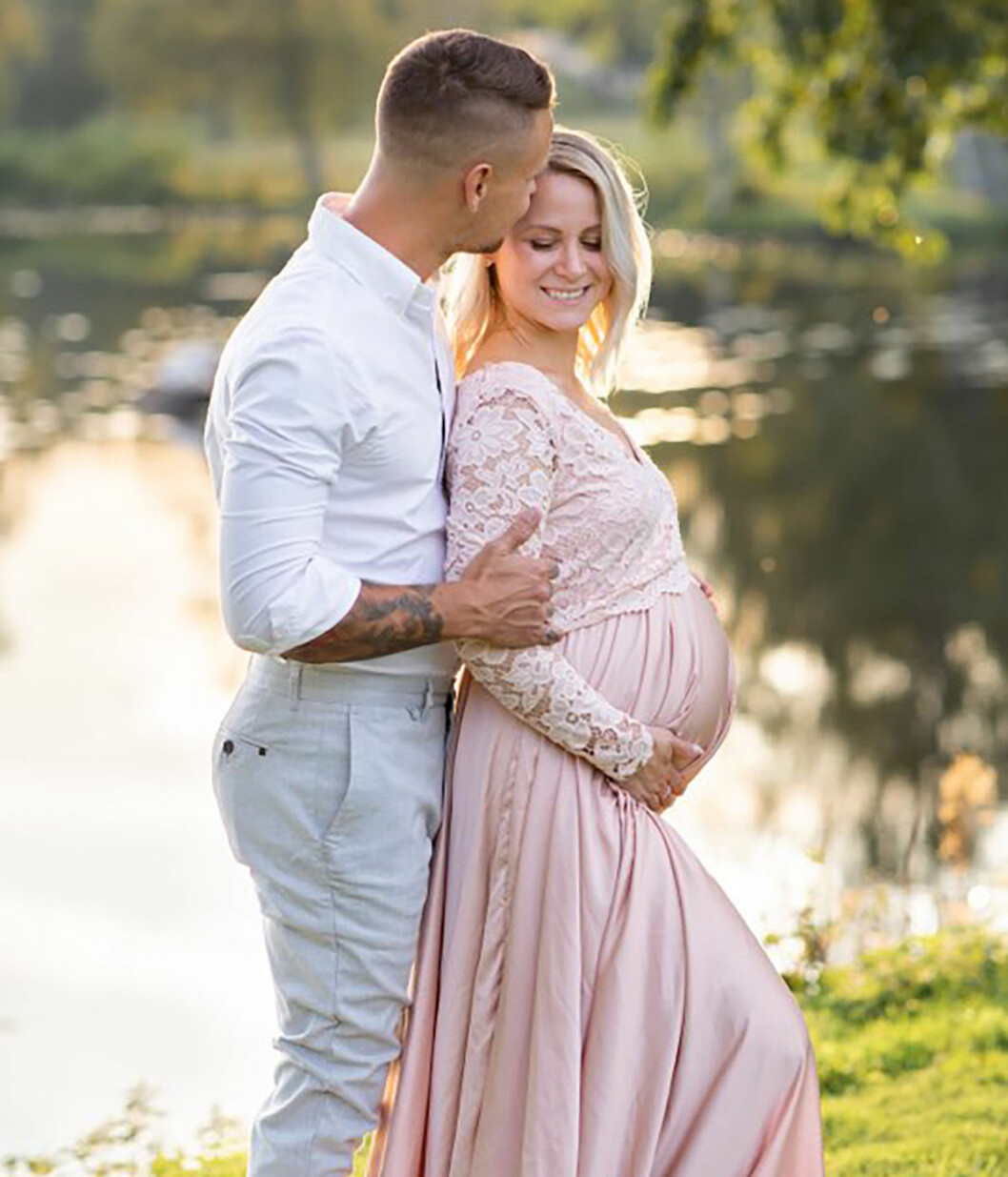 Theodora och Anton. Theodora Larsson och Anton Uddfalk träffades under Ensam mamma söker 2019.