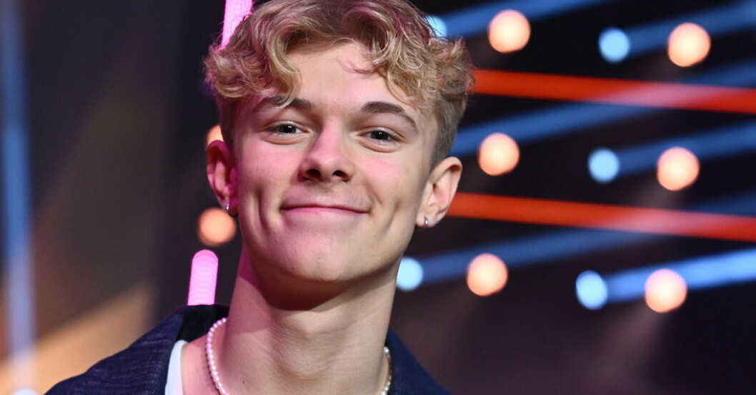 Theoz vid torsdagens repetitioner inför Melodifestivalens semifinal. Theoz: Känner mig trygg på scenen