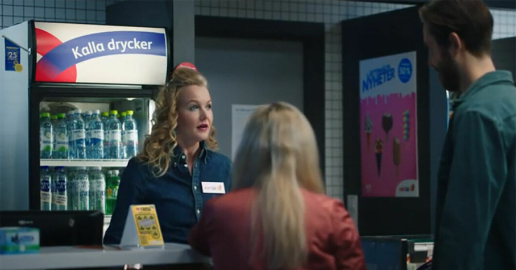 Thérèse som Maud i OKQ8:s reklamfilmer.