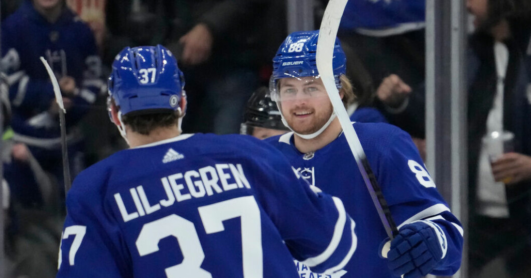 Timothy Liljegren, till vänster, är klar för VM-spel med Tre Kronor. Är William Nylander, till vänster, näste man på tur? Arkivbild. Liljegren klar för VM – plats öppen för Nylander