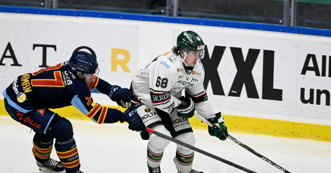 Tingsryds Ludvig Levinsson, till höger, gjorde mål i sin comeback. Arkivbild. Tingsryd utjämnade i kvalet
