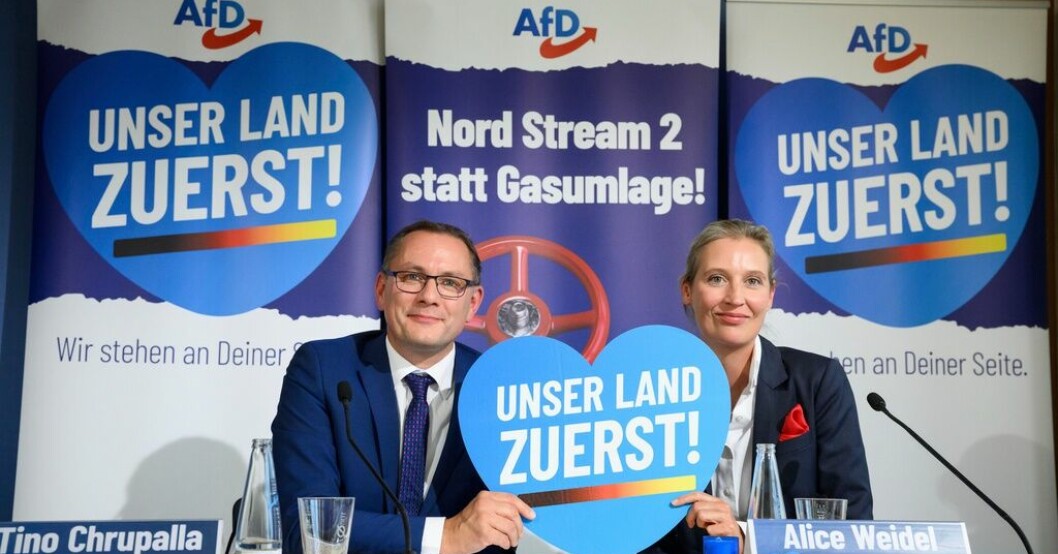 Tino Chrupalla och Alice Weidel delar partiledarskapet i Alternativ för Tyskland. Här lanserade de kampanjen "Vårt land först!" i september förra året, med ett budskap om att gasledningen Nord Stream 2 till Ryssland behövde tas i bruk. Arkivbild. Radikala och ryssvänliga tyskar når ny topp