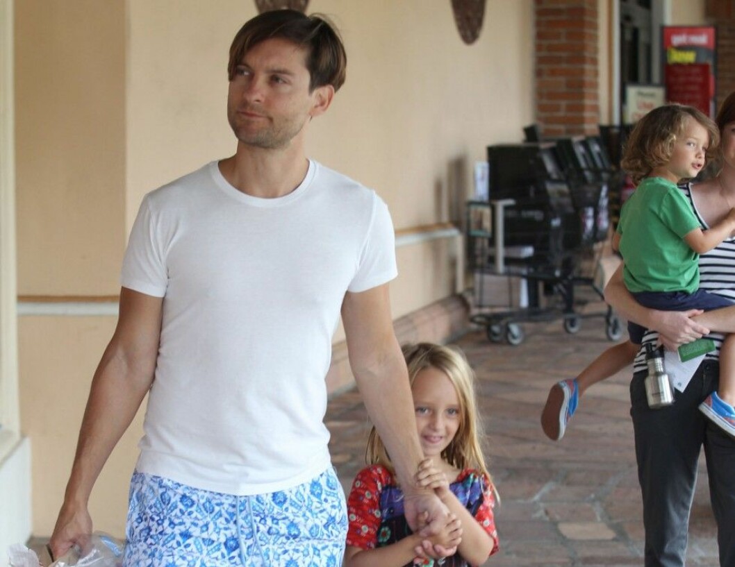 Tobey Maguire lägger inte många slantar på kläder. Foto: Stella Pictures Tobey Maguire lägger inte många slantar på kläder. Foto: Stella Pictures