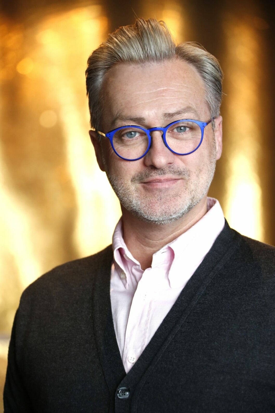 Tony Irving fick i vuxen ålder reda på att hans barndomsvän var hans bror.