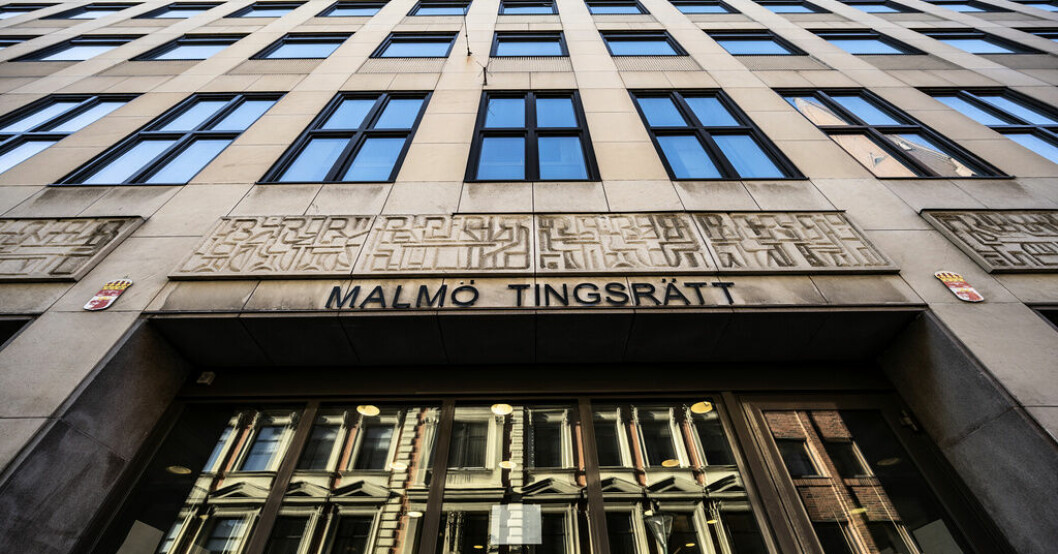 Tre bröder döms till tio års fängelse. Arkivbild. Fängelse – stampade sitt offer i huvudet
