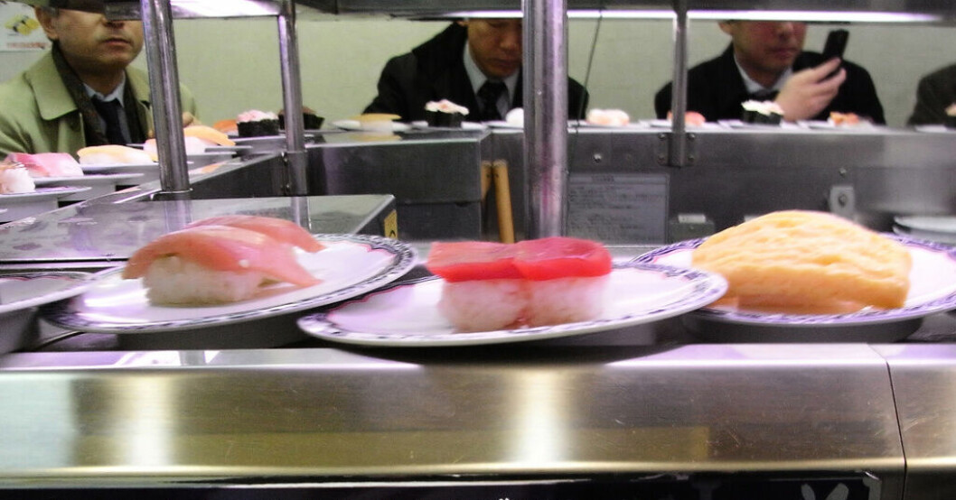 Tre gripna i Japan för "sushi-terror"