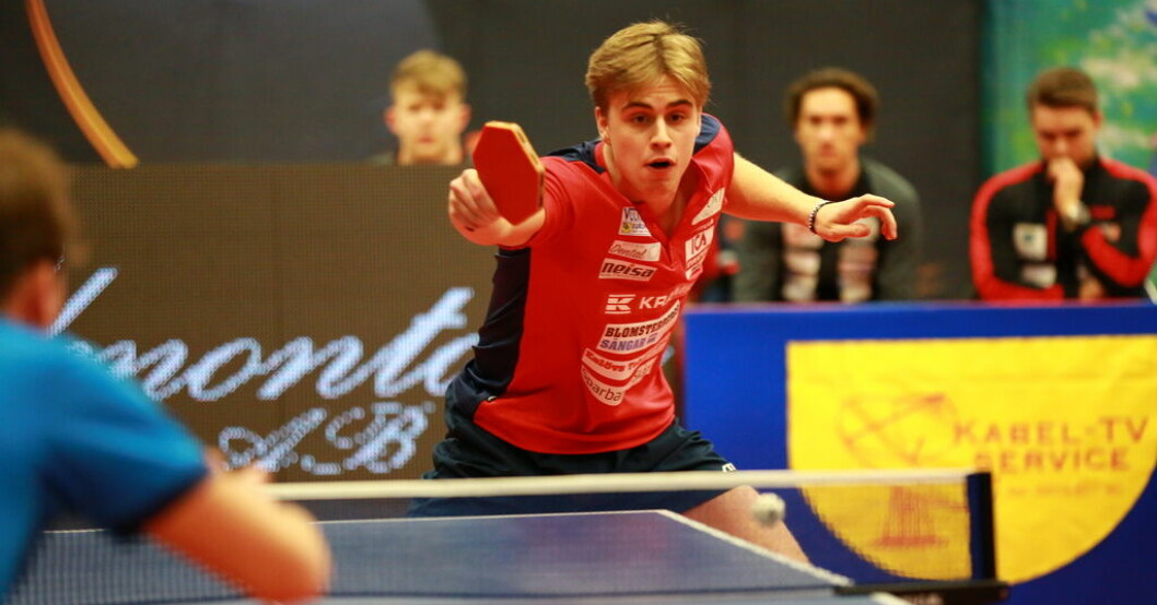 Truls Möregårdh är tillbaka i Eslöv, men flytten har fått konsekvenser för den svenske bordtennisstjärnan som stängs av i tio matcher i Tyskland. Möregårdh straffas hårt – klubben reagerar