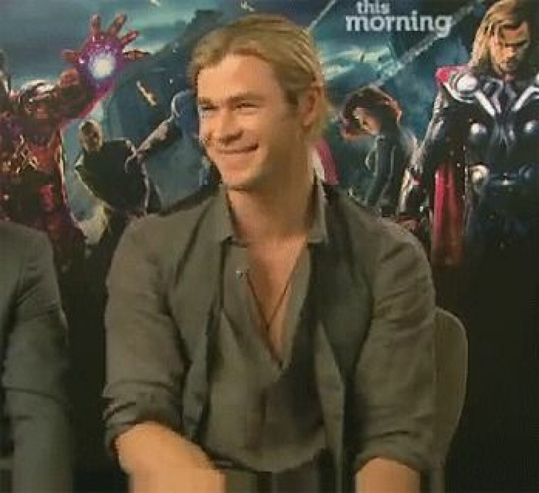 Via: <a href="http://justcallmeahouseelf.tumblr.com/post/57339584801/chris-hemsworth-gif-hunt" target="_blank">Tumblr</a> tumblr_inline_mqx62jnxav1qz4rgp