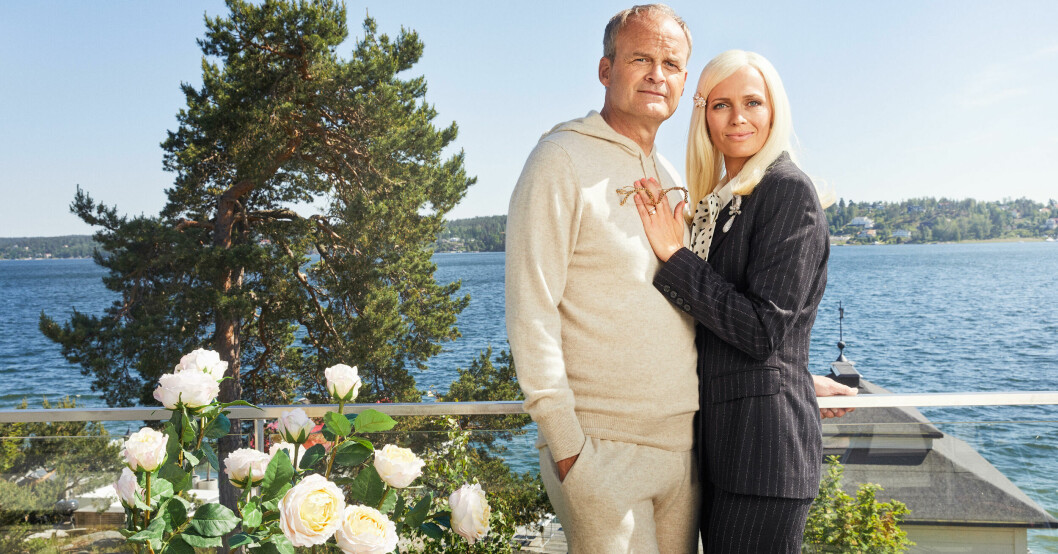 Victors föräldrar Fredde och Mickan spelas av Johan Rheborg och Josephine Bornebusch JOHAN RHEBORG, JOSEPHINE BORNEBUSCH