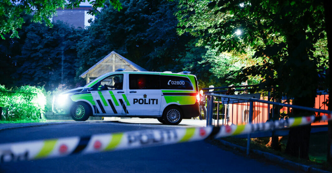 Två män har hittats döda i ett lägenhetshus i norra Oslo. Misstänkt dubbelmord i höghus i Oslo