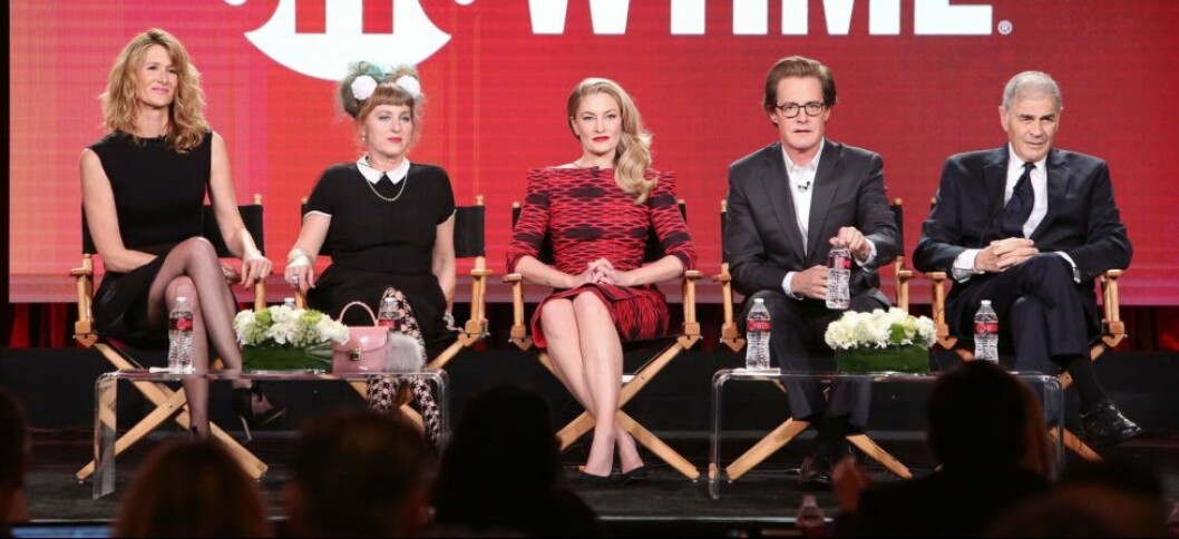 Laura Dern, Kimmy Robertson, Madchen Amick, Kyle Maclachlan och Robert Forster under gårdagens presskonferens. Laura Dern, Kimmy Robertson, Madchen Amick, Kyle Maclachlan och Robert Forster under gårdagens presskonferens.