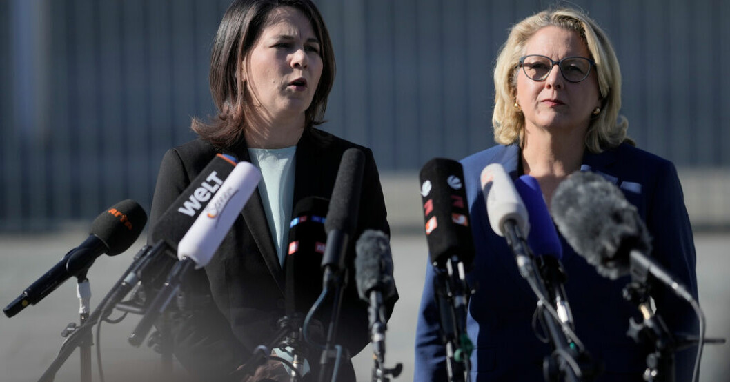 Tysklands utrikesminister Annalena Baerbock och landets biståndsminister Svenja Schulze. Tyskland inför feministisk utrikespolitik